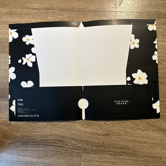 Five Star Beautiful Portfolio Large Daisies, 3-Hole, 9.5" x 12", Free Shipping1