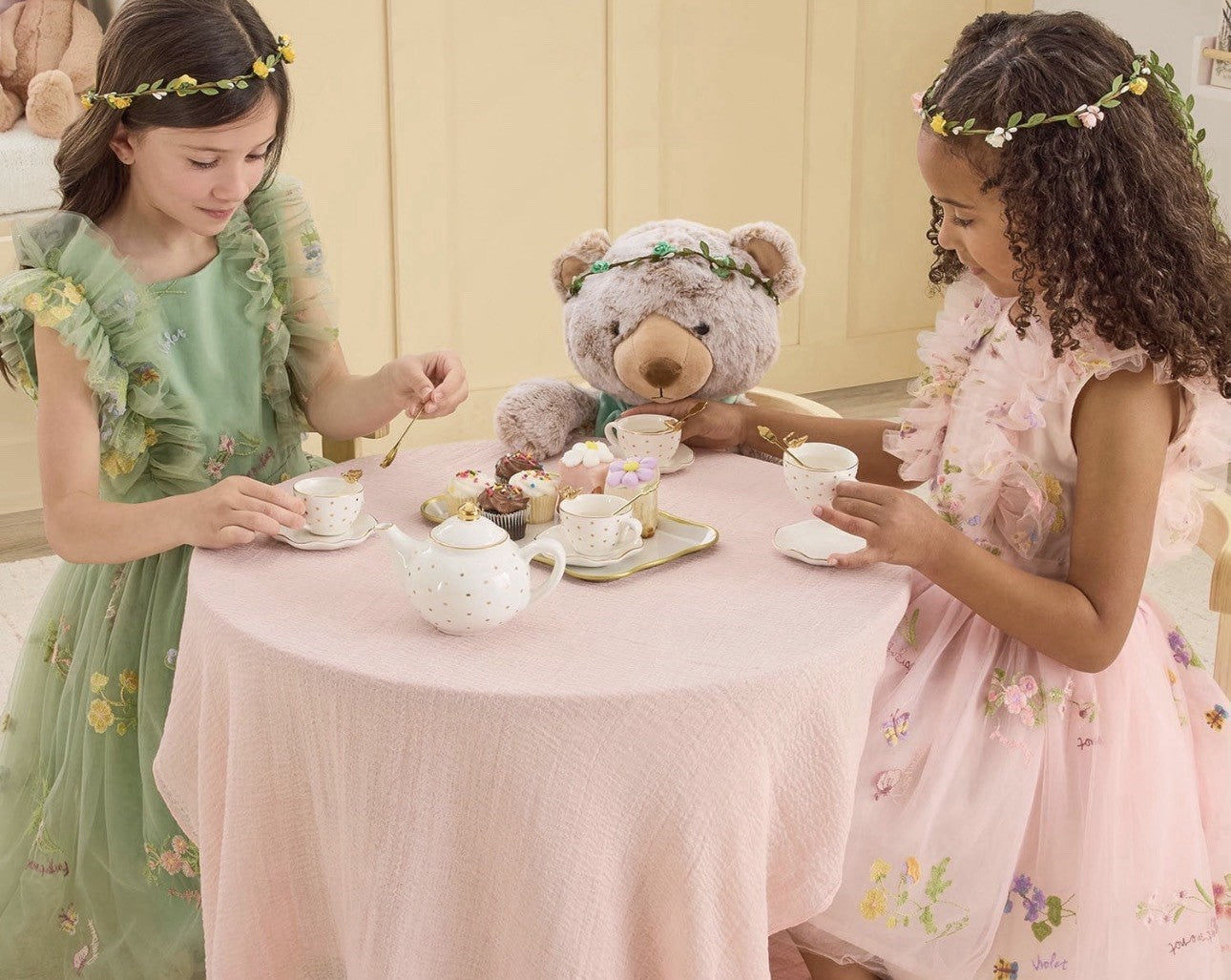Members Mark Porcelain Tea Set 15 Piece Pretend Play with Carrying Case, White5