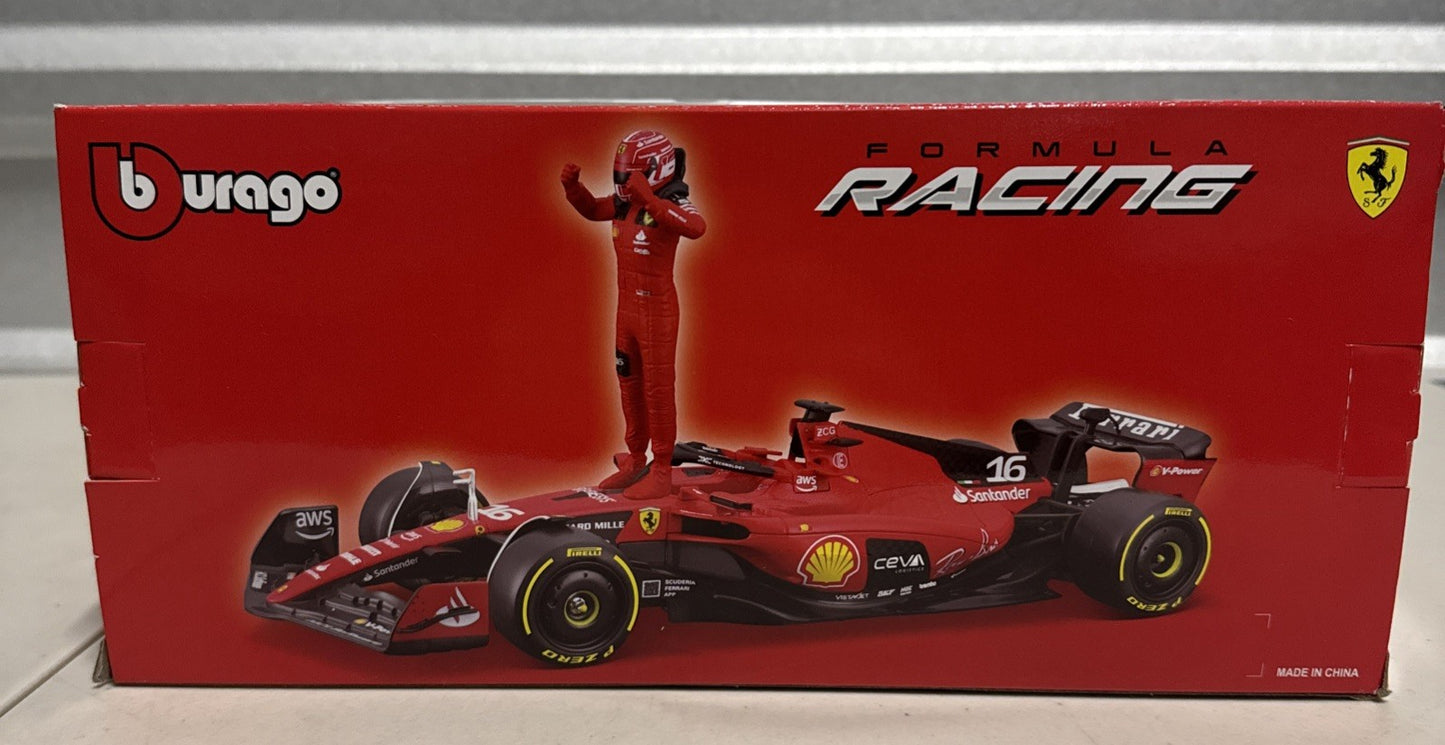 Bburago Ferrari SF23 F1 1:24 Charles Leclerc Diecast w/ Driver Figure2