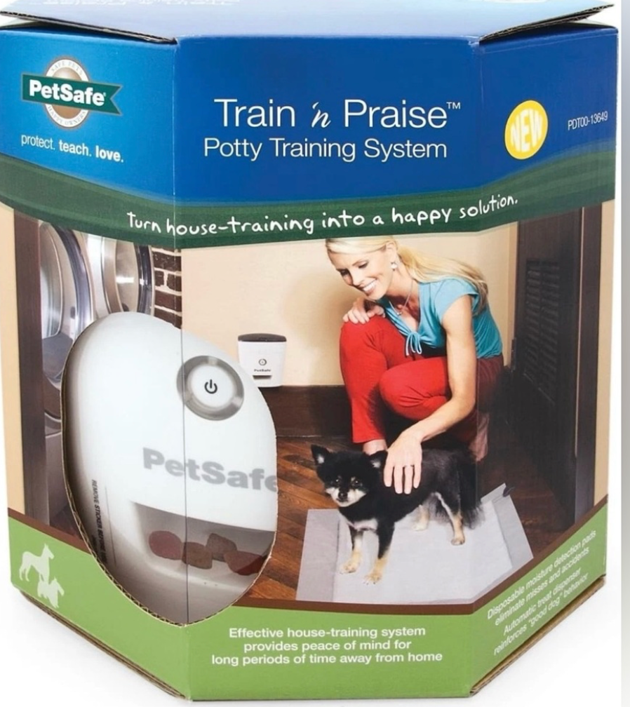 PetSafe Dog Potty Training System Auto Treat Dispenser w/ Pads Kit - NEW